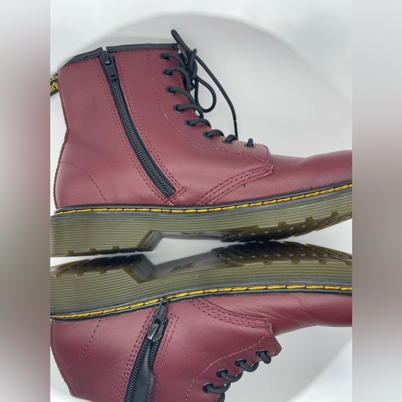 Dr. Martens Boots, Size 5(US)/4(UK) Youth, Cherry, NWOB - Picture 14 of 16
